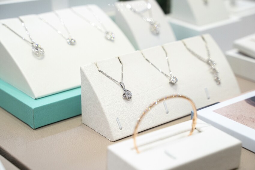 桃園中壢購物中心｜2023母親節就來中壢大江購物中心！一站式滿足聚餐、購物、春夏打卡地標，快樂就是這麼簡