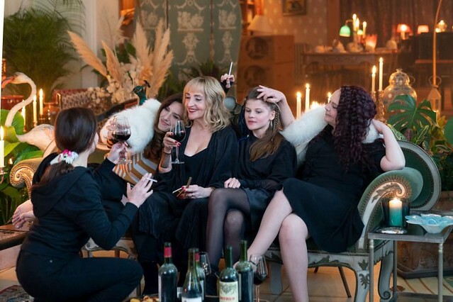 The Movie posters and stills of French Movie＂法國電影《豪門心計》( The Origin of Evil)＂＂will will be launching in Taiwan frobe launching from Jun 2, 2023 onwards in Taiwan.