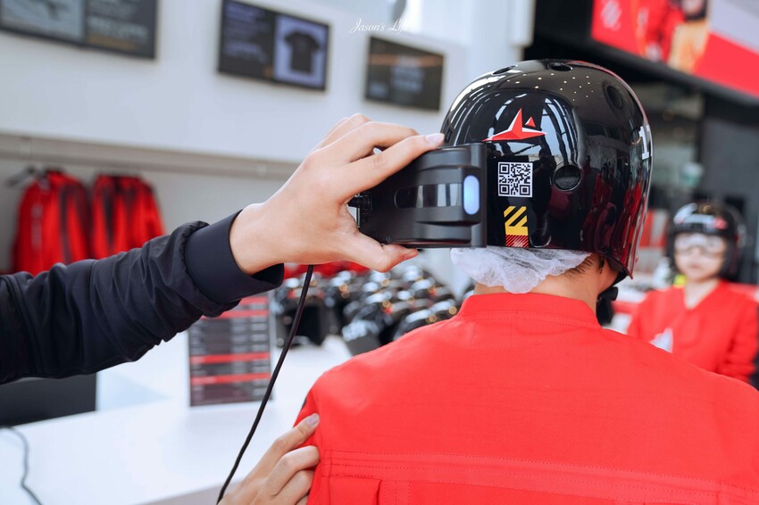 【澳門｜景點】GoAirborne 室内跳傘。葡京人飯店超人氣設施，體驗高空跳傘的刺激感，還可當個飛人