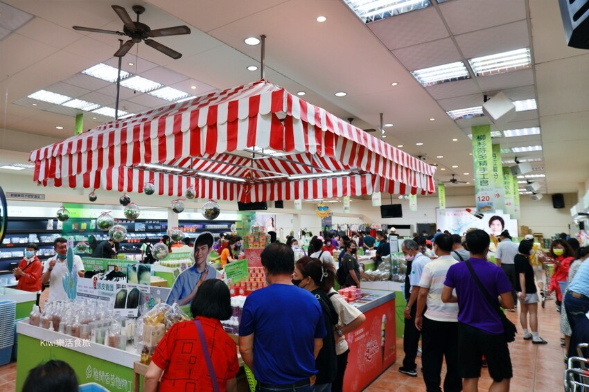 苗栗雅聞香草植物工廠｜繽紛玫瑰花包圍如玫瑰仙境般免費參觀，三義限定景點