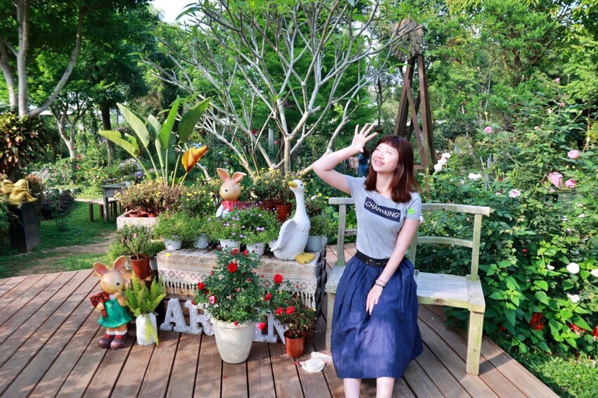 苗栗雅聞香草植物工廠｜繽紛玫瑰花包圍如玫瑰仙境般免費參觀，三義限定景點