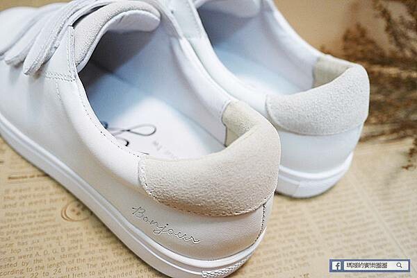 休閒女鞋穿搭分享【Bonjour 】下雨天不怕!3M防水真皮小白鞋-多種穿搭風格好駕馭