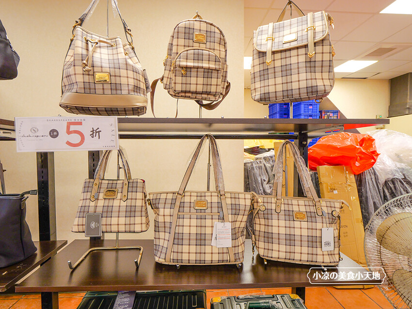 台中禾雅行動館 | 時尚行李箱最低999起,萬國eminent五折起超殺價,限時限量聯名款魔鬼貓行李箱晚來買不到!多款包包390元起,價格實惠好好逛。