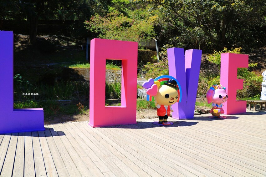 清境農場小瑞士花園‧著名的水上教堂、落羽松步道及綠光森林花園,晚上還有燈光秀 - 敦 小 蓮の食旅錄