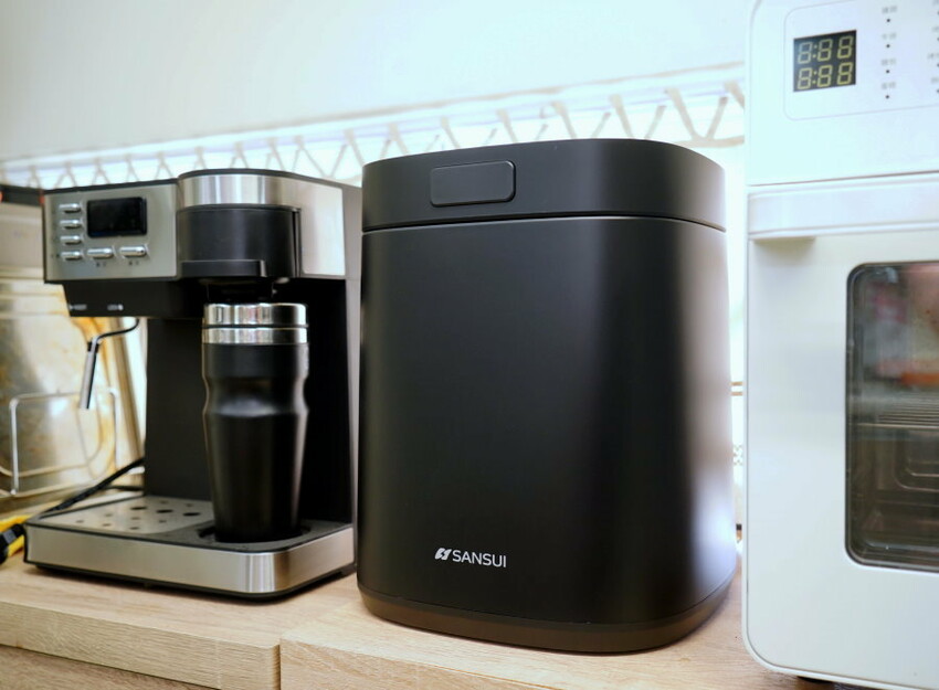 SANSUI山水廚餘機開箱．APP操控、低溫發酵堆肥、烘乾除臭殺菌!