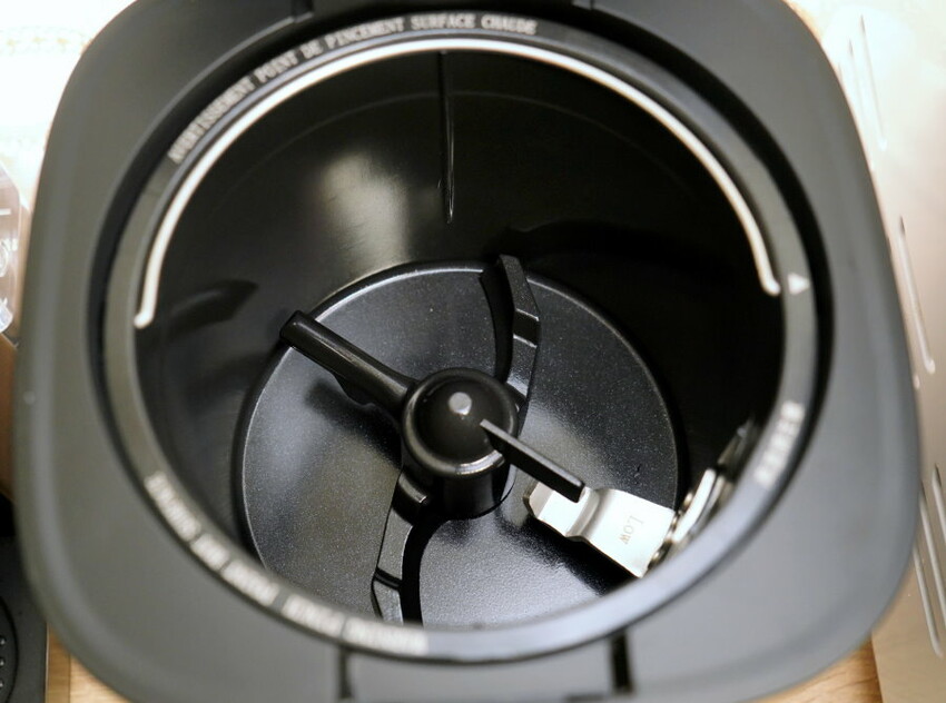 SANSUI山水廚餘機開箱．APP操控、低溫發酵堆肥、烘乾除臭殺菌!