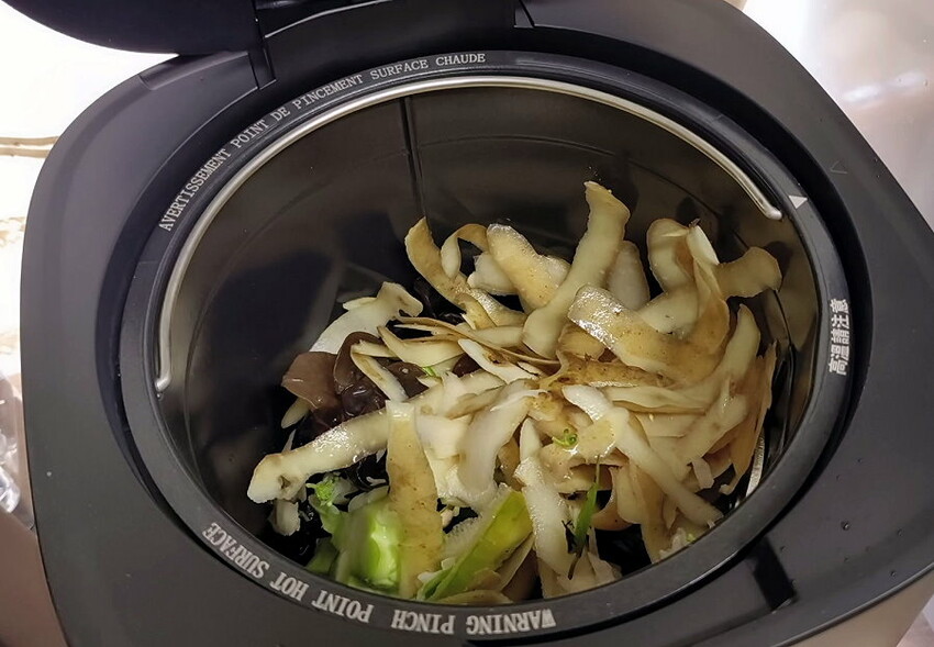 SANSUI山水廚餘機開箱．APP操控、低溫發酵堆肥、烘乾除臭殺菌!