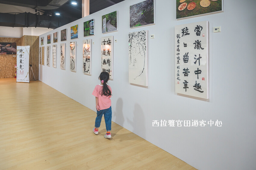 ｜台南景點｜西拉雅風景區官田遊客中心，一望無際大草地還有超好拍梅花鹿地景 - 婷兒旅行地圖