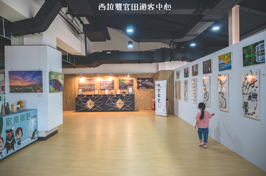 ｜台南景點｜西拉雅風景區官田遊客中心，一望無際大草地還有超好拍梅花鹿地景 - 婷兒旅行地圖