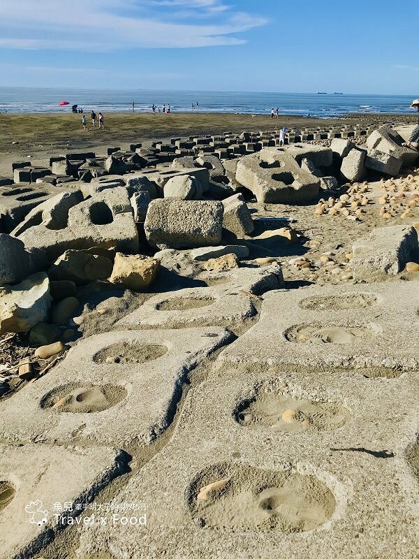 踏浪玩沙，觀海賞夕陽，超療癒景點！方形消波塊，可愛又美麗的豬鼻子沙灘～親子共遊，清涼一夏！ @魚兒 x 牽手明太子的「視」界旅行