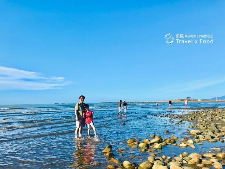 踏浪玩沙，觀海賞夕陽，超療癒景點！方形消波塊，可愛又美麗的豬鼻子沙灘～親子共遊，清涼一夏！ @魚兒 x 牽手明太子的「視」界旅行