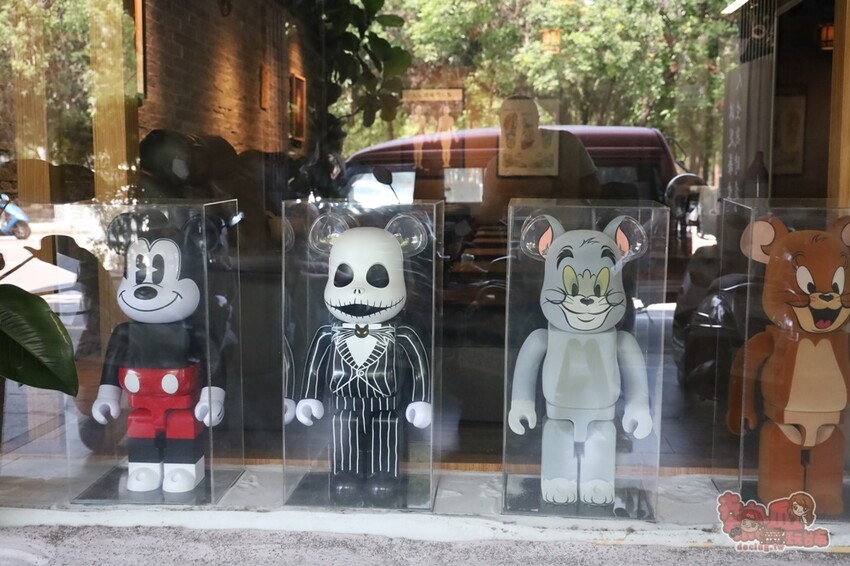 【台南按摩】不老村足體養生會館！台南超高CP值得按摩店，店內竟然還有公仔展示區~ - 熱血玩台南。跳躍新世界