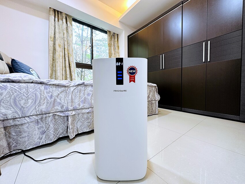 【FRIGIDAIRE富及第】CASR 4.4節能升級款智慧型空氣清淨機FAP-0441HP，負離子雙重過濾，DC直流風扇3+1段式風速調整，過敏兒救星！隨時把控空氣品質，髒空氣通通一網打盡！