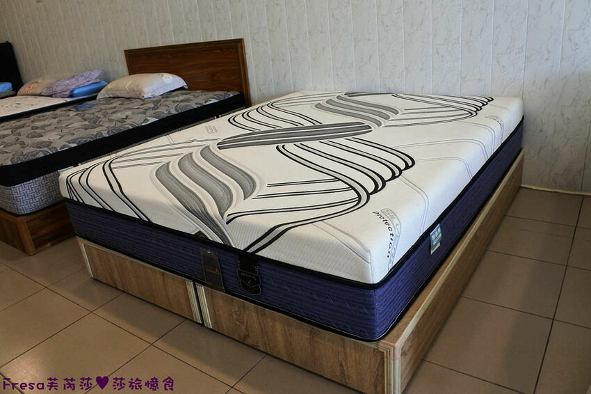 台中神岡床墊【方城市居家生活館-床墊專家 】 小資家庭最愛!萬元有找自家品牌MIT床墊│石墨烯表布軟Q透氣床墊│神岡旗艦店│台中床墊 - Fresa芙芮莎♥莎旅憶食
