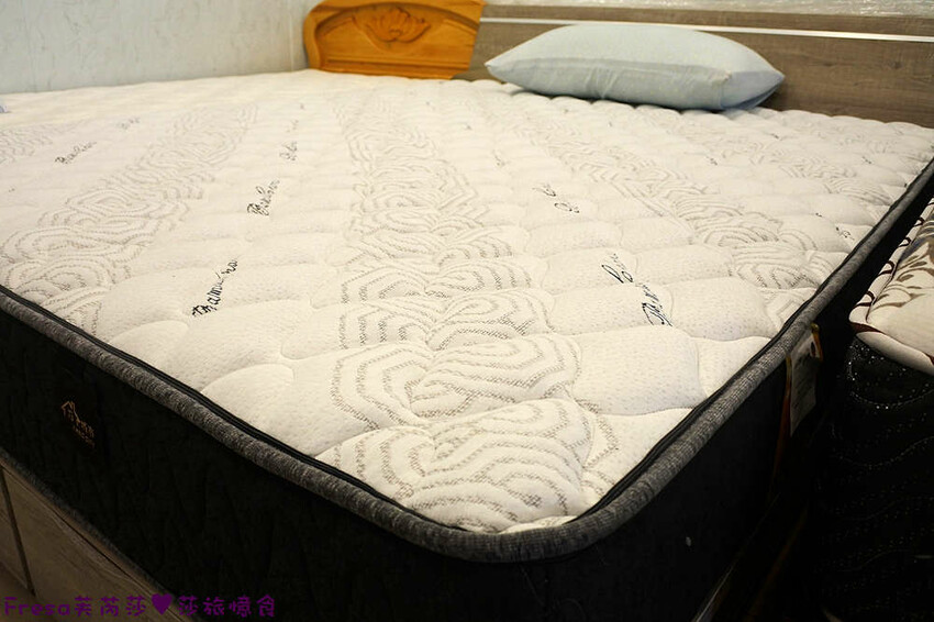 台中神岡床墊【方城市居家生活館-床墊專家 】 小資家庭最愛!萬元有找自家品牌MIT床墊│石墨烯表布軟Q透氣床墊│神岡旗艦店│台中床墊 - Fresa芙芮莎♥莎旅憶食