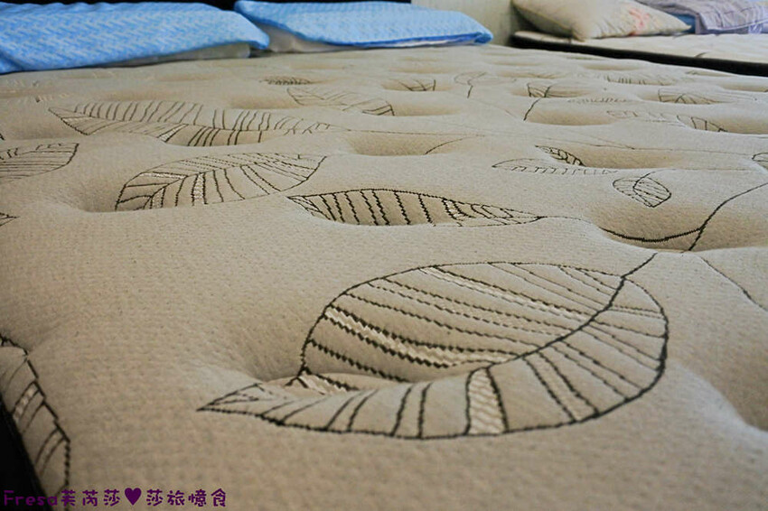 台中神岡床墊【方城市居家生活館-床墊專家 】 小資家庭最愛!萬元有找自家品牌MIT床墊│石墨烯表布軟Q透氣床墊│神岡旗艦店│台中床墊 - Fresa芙芮莎♥莎旅憶食