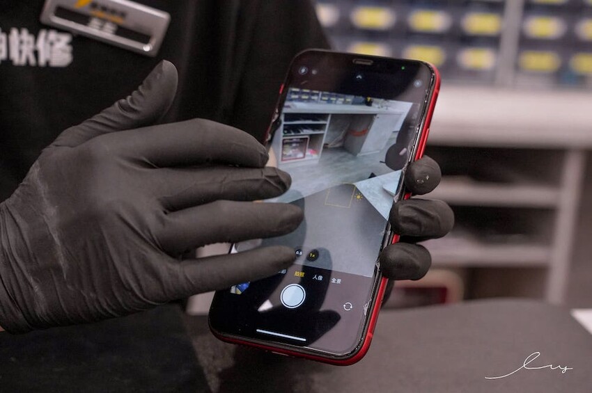 雷神快修 |台中iphone維修推薦!Apple原廠認證維修專門店,零件、維修技術比照原廠,面對面維修快速又省時! - 艾薇覓食趣