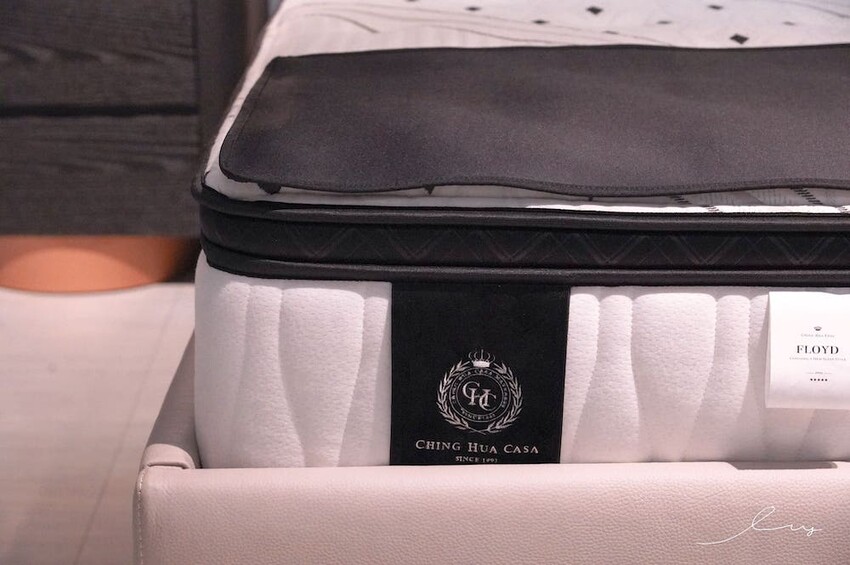 晶華傢俱洲際店 | 台中家具推薦,百款平價精品床墊沙發任君挑選,還有哺乳媽媽必推的沃荷電動單人沙發哦~ - 艾薇覓食趣