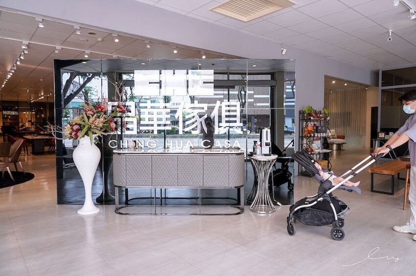 晶華傢俱洲際店 | 台中家具推薦,百款平價精品床墊沙發任君挑選,還有哺乳媽媽必推的沃荷電動單人沙發哦~ - 艾薇覓食趣