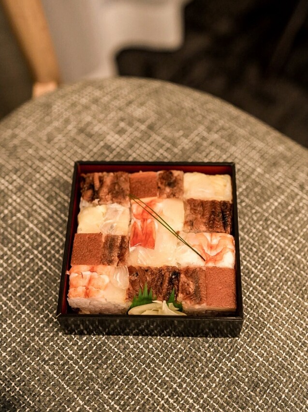 京都｜朝聖百年棒壽司老店！いづ重鯖姿壽司 Izuju Sushi