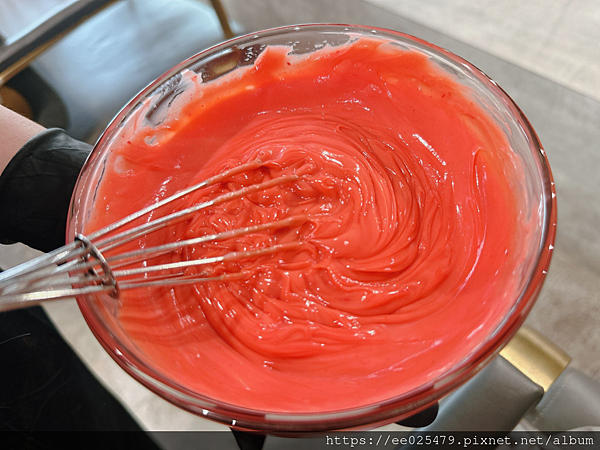 高雄小港髮廊  U Hair 你的髮型燙染髮推薦,夏日就是要有輕盈俏捲髮～