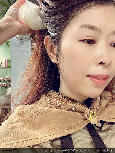 高雄小港髮廊  U Hair 你的髮型燙染髮推薦,夏日就是要有輕盈俏捲髮～