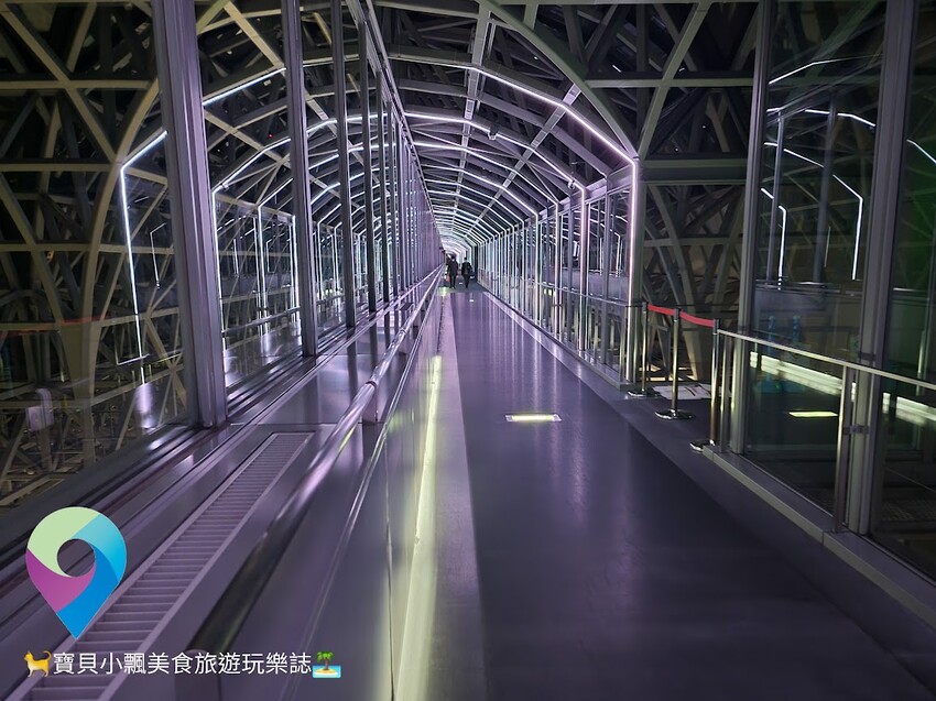 [旅遊]日本 京都 誰說賞景要花錢 免費近距離欣賞京都塔及京都美麗市景 京都駅ビル空中経路