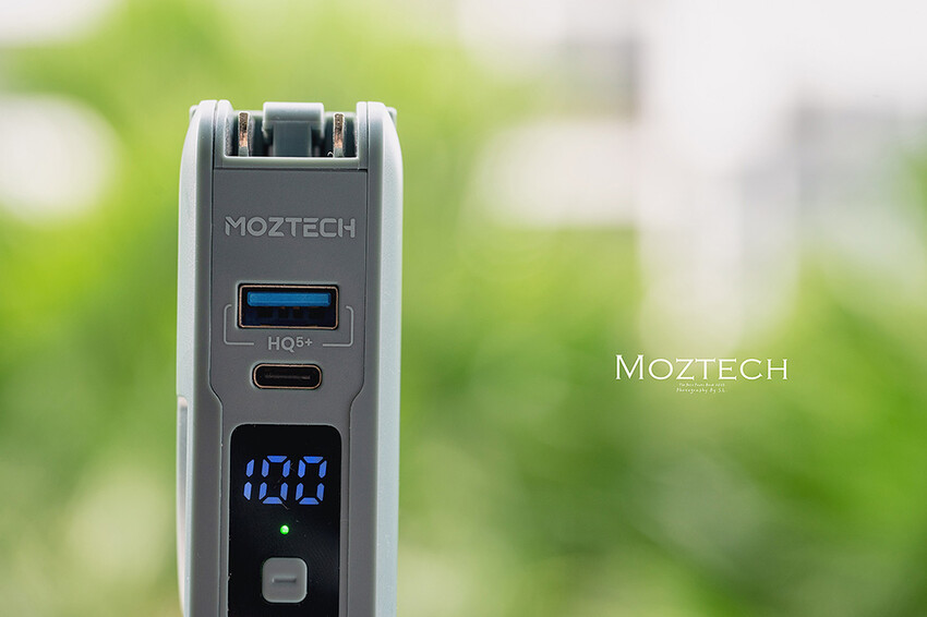 3C 開箱 | MOZTECH 萬能充 Pro | 多功能五合一行動電源 | 高質感旅行必備好物，免帶線還配有 MagSafe  磁吸