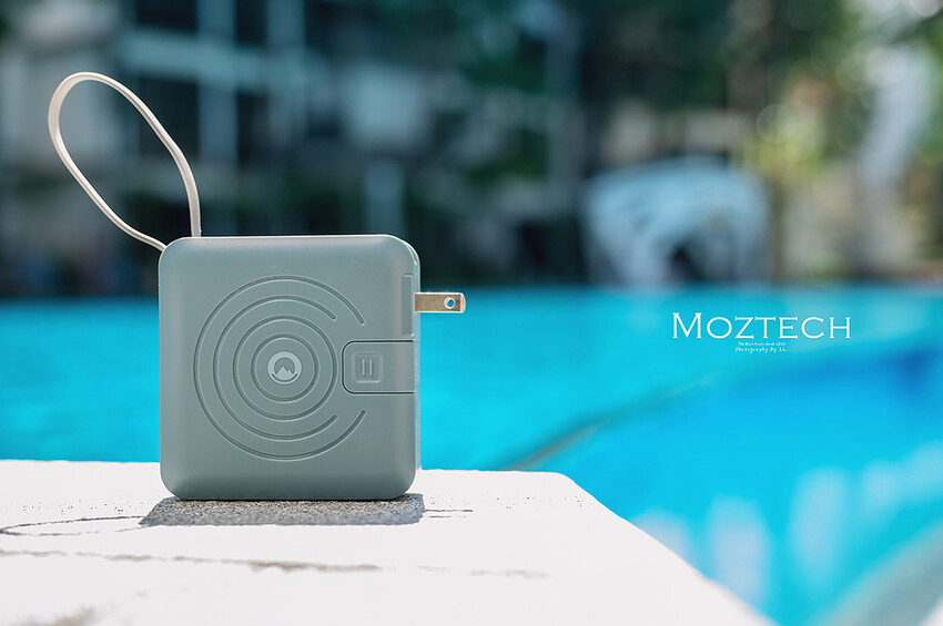3C 開箱 | MOZTECH 萬能充 Pro | 多功能五合一行動電源 | 高質感旅行必備好物，免帶線還配有 MagSafe  磁吸