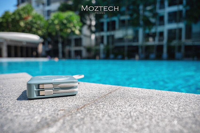 3C 開箱 | MOZTECH 萬能充 Pro | 多功能五合一行動電源 | 高質感旅行必備好物，免帶線還配有 MagSafe  磁吸