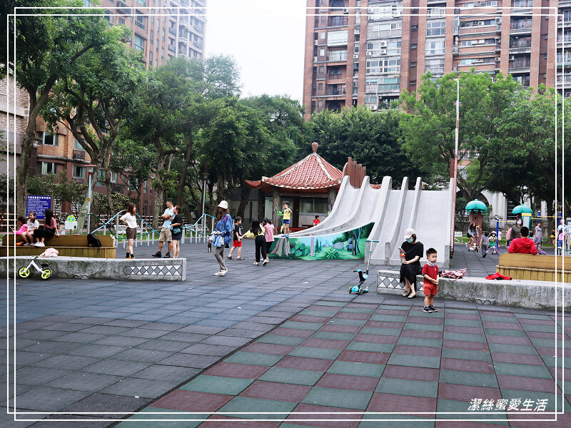 溫州公園-桃園/和恐龍一起玩!侏儸紀主題特色親子公園
