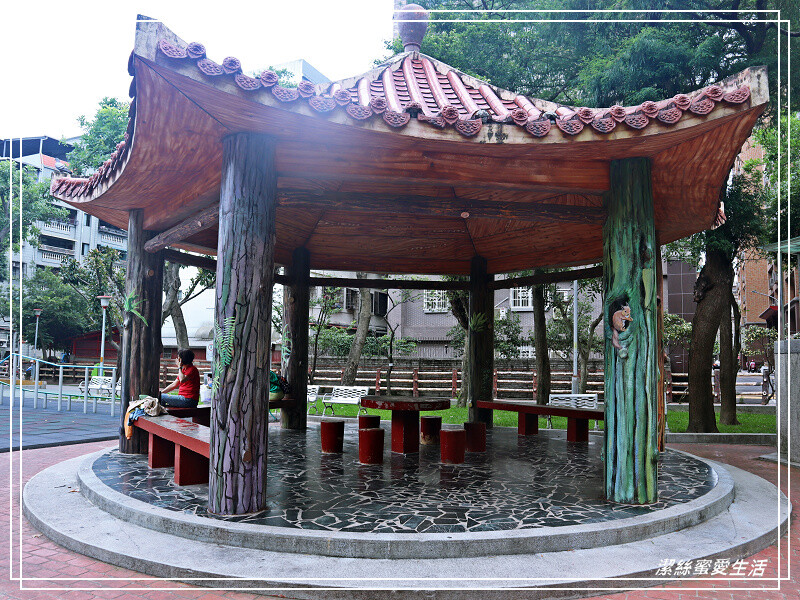 溫州公園-桃園/和恐龍一起玩!侏儸紀主題特色親子公園