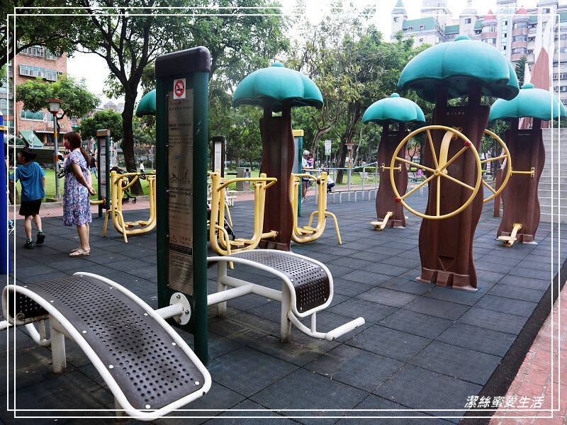 溫州公園-桃園/和恐龍一起玩!侏儸紀主題特色親子公園