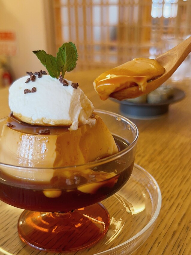 [日本京都美食]京都祇園茶寮Kyoto Gion Saryo｜必點小甜餅、焦糖布丁、培煎紅茶｜八坂神社旁的獨棟咖啡廳｜2樓塌塌米空間超愜意！ - 萍姐愛分享