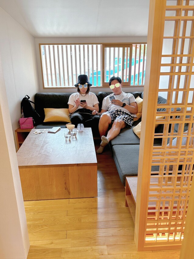 [日本京都美食]京都祇園茶寮Kyoto Gion Saryo｜必點小甜餅、焦糖布丁、培煎紅茶｜八坂神社旁的獨棟咖啡廳｜2樓塌塌米空間超愜意！ - 萍姐愛分享