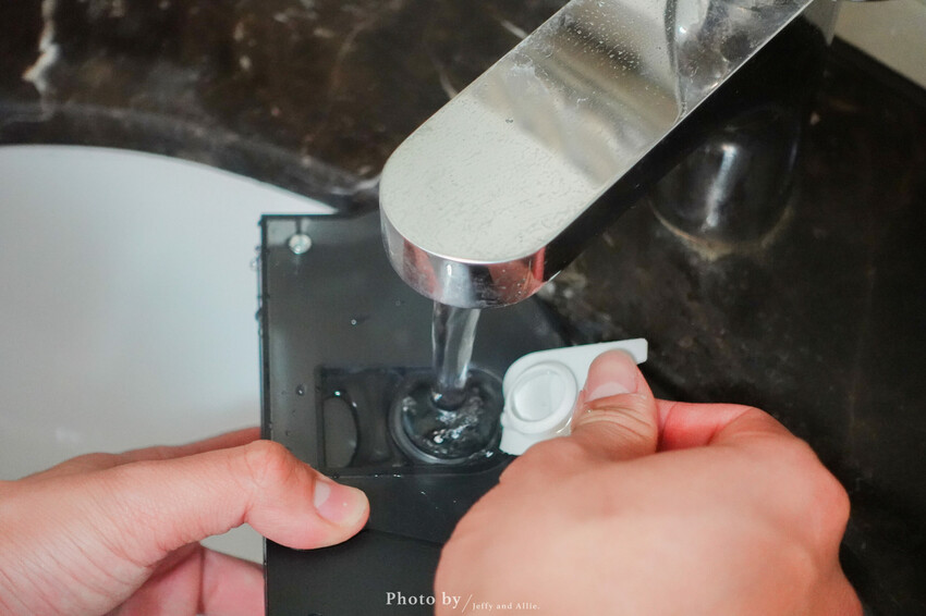 【質感家電】SANSUI山水智能掃拖掃地機器人，陀螺儀導航、支援google音箱、獨立集塵盒/水箱。