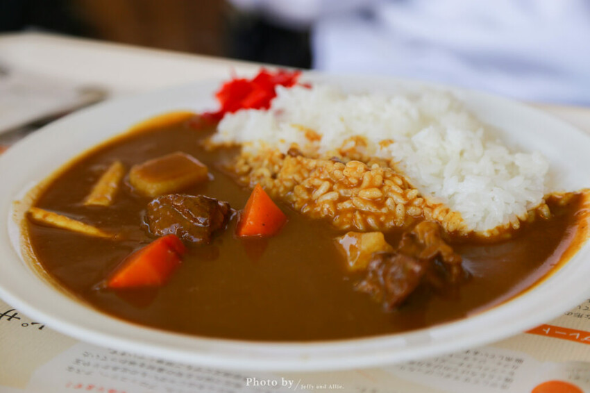 【洞爺湖景點】Lake Hill Farm餐廳,動物牧場、親子草原、遠眺羊蹄山,明信片般美景!