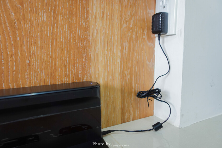 【質感家電】SANSUI山水智能掃拖掃地機器人，陀螺儀導航、支援google音箱、獨立集塵盒/水箱。