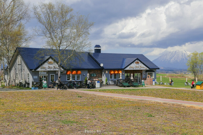 【洞爺湖景點】Lake Hill Farm餐廳,動物牧場、親子草原、遠眺羊蹄山,明信片般美景!