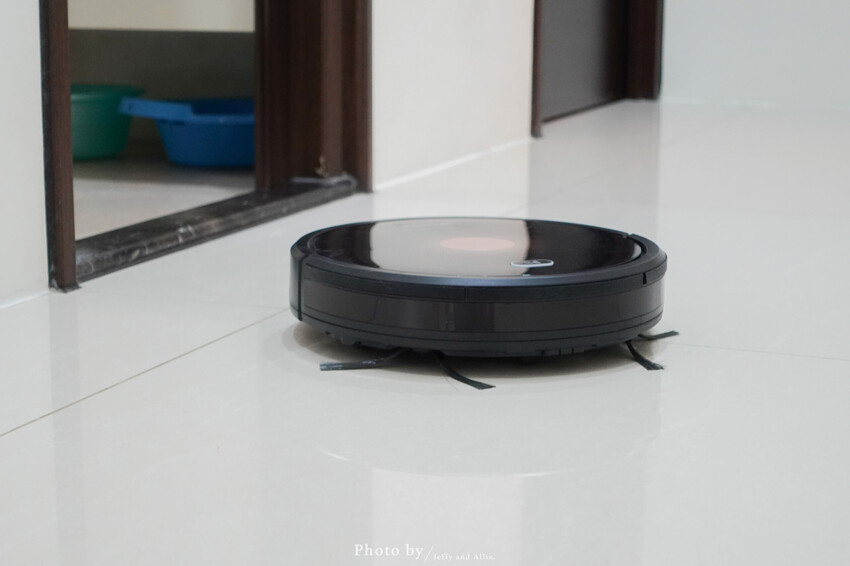 【質感家電】SANSUI山水智能掃拖掃地機器人，陀螺儀導航、支援google音箱、獨立集塵盒/水箱。