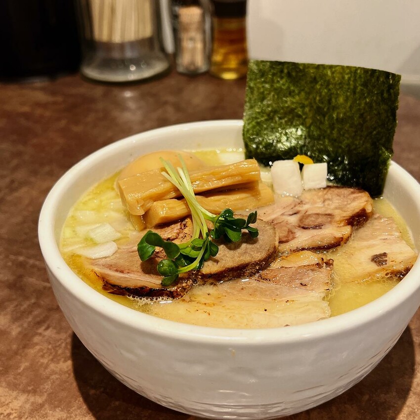 干貝白湯、日本第一鹽味拉麵、還有.....東京池袋拉麵不吃不可6選！