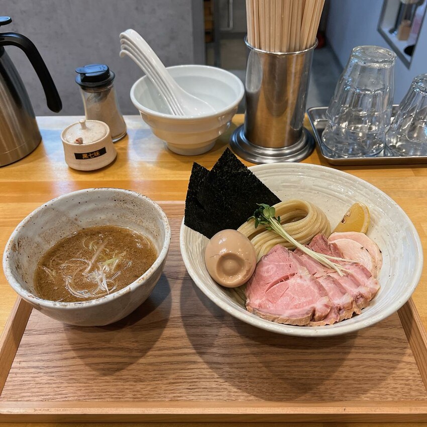 干貝白湯、日本第一鹽味拉麵、還有.....東京池袋拉麵不吃不可6選！