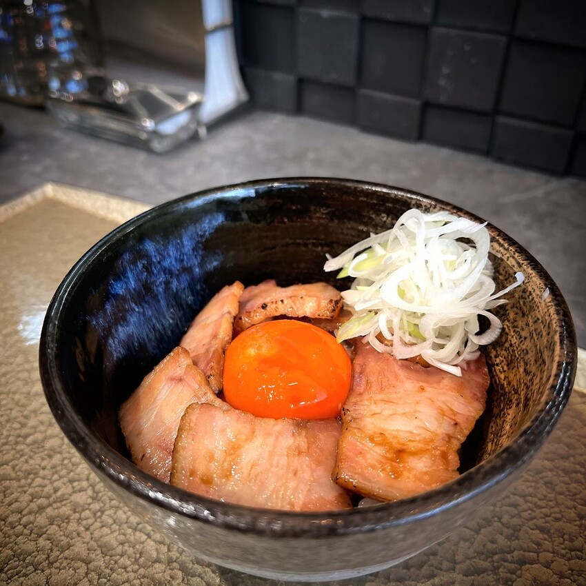 干貝白湯、日本第一鹽味拉麵、還有.....東京池袋拉麵不吃不可6選！