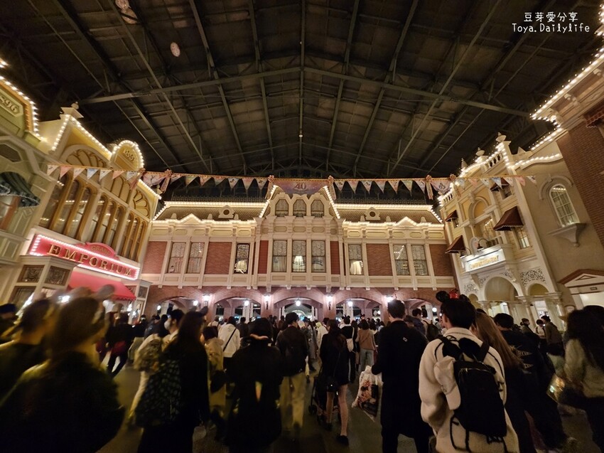 東京迪士尼樂園一日遊攻略｜預約SP券到商店轉「40週年限定扭蛋」 . 迪士尼樂園一日遊紀錄 🌱豆芽出