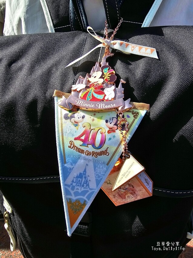 東京迪士尼樂園一日遊攻略｜預約SP券到商店轉「40週年限定扭蛋」 . 迪士尼樂園一日遊紀錄 🌱豆芽出