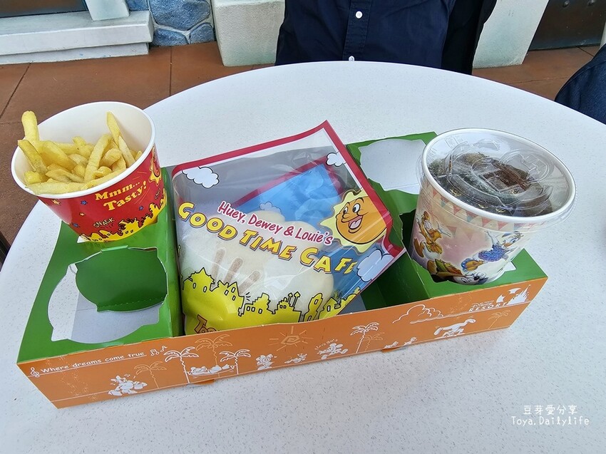 東京迪士尼樂園一日遊攻略｜預約SP券到商店轉「40週年限定扭蛋」 . 迪士尼樂園一日遊紀錄 🌱豆芽出