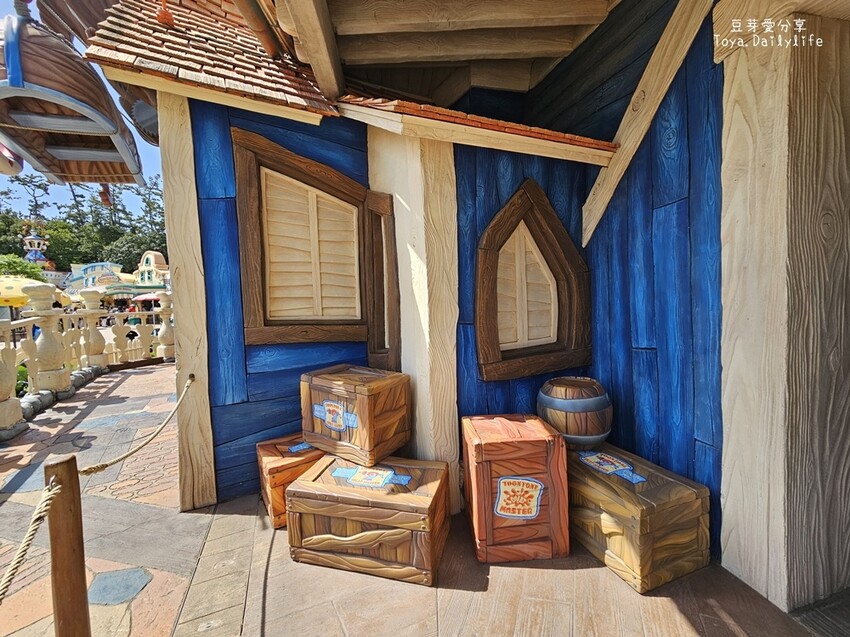 東京迪士尼樂園一日遊攻略｜預約SP券到商店轉「40週年限定扭蛋」 . 迪士尼樂園一日遊紀錄 🌱豆芽出