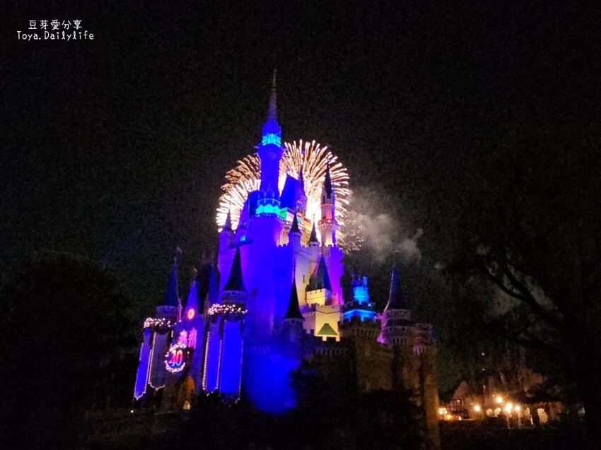 東京迪士尼樂園一日遊攻略｜預約SP券到商店轉「40週年限定扭蛋」 . 迪士尼樂園一日遊紀錄 🌱豆芽出