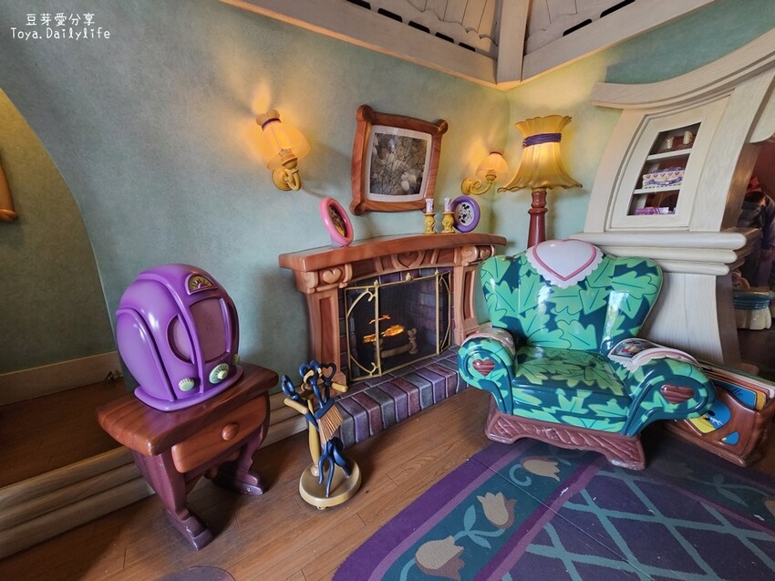 東京迪士尼樂園一日遊攻略｜預約SP券到商店轉「40週年限定扭蛋」 . 迪士尼樂園一日遊紀錄 🌱豆芽出