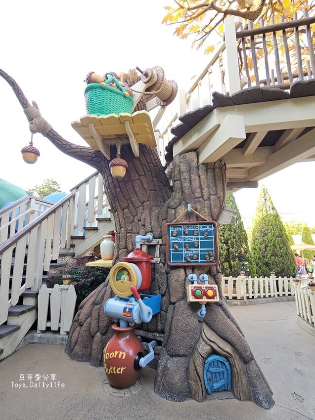 東京迪士尼樂園一日遊攻略｜預約SP券到商店轉「40週年限定扭蛋」 . 迪士尼樂園一日遊紀錄 🌱豆芽出